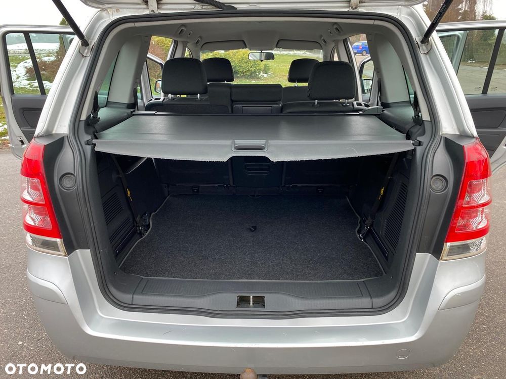 Opel Zafira - 31