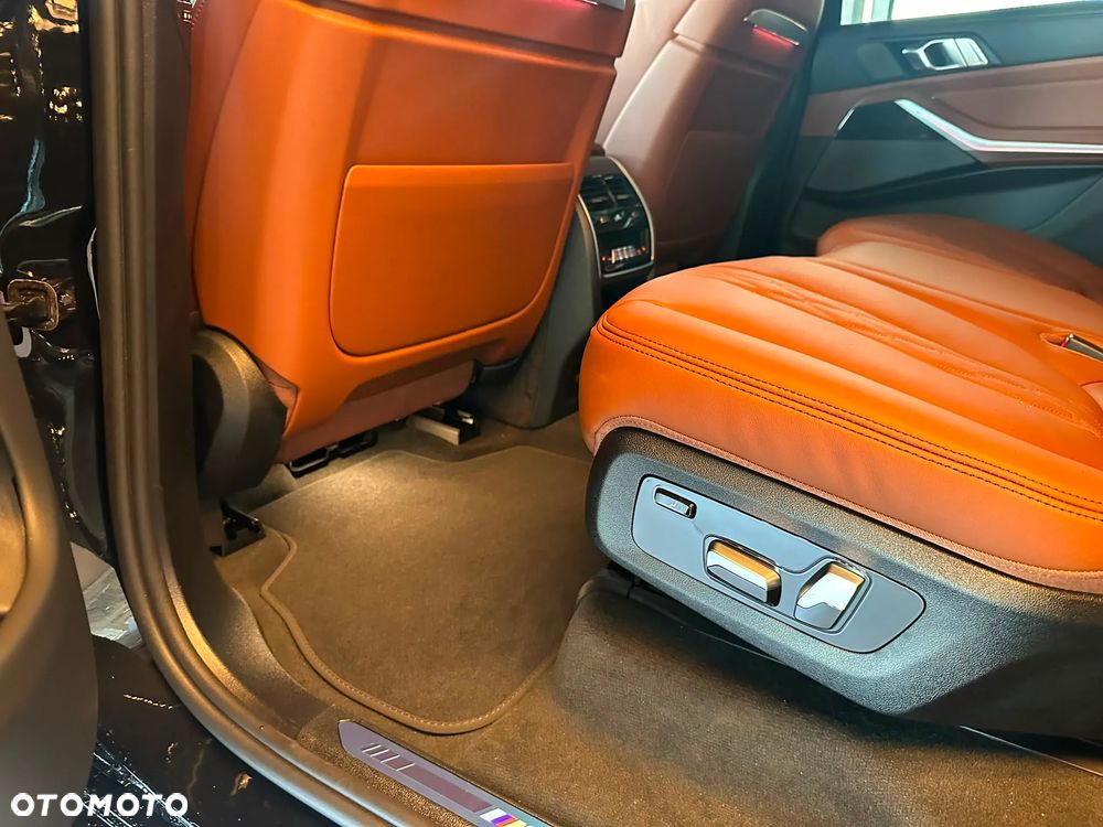 BMW X7 xDrive40d mHEV sport - 29