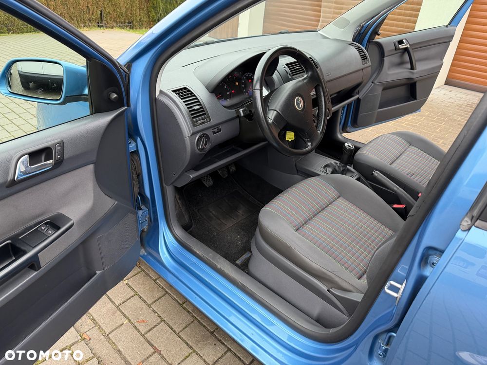 Volkswagen Polo 1.2 Comfortline - 27