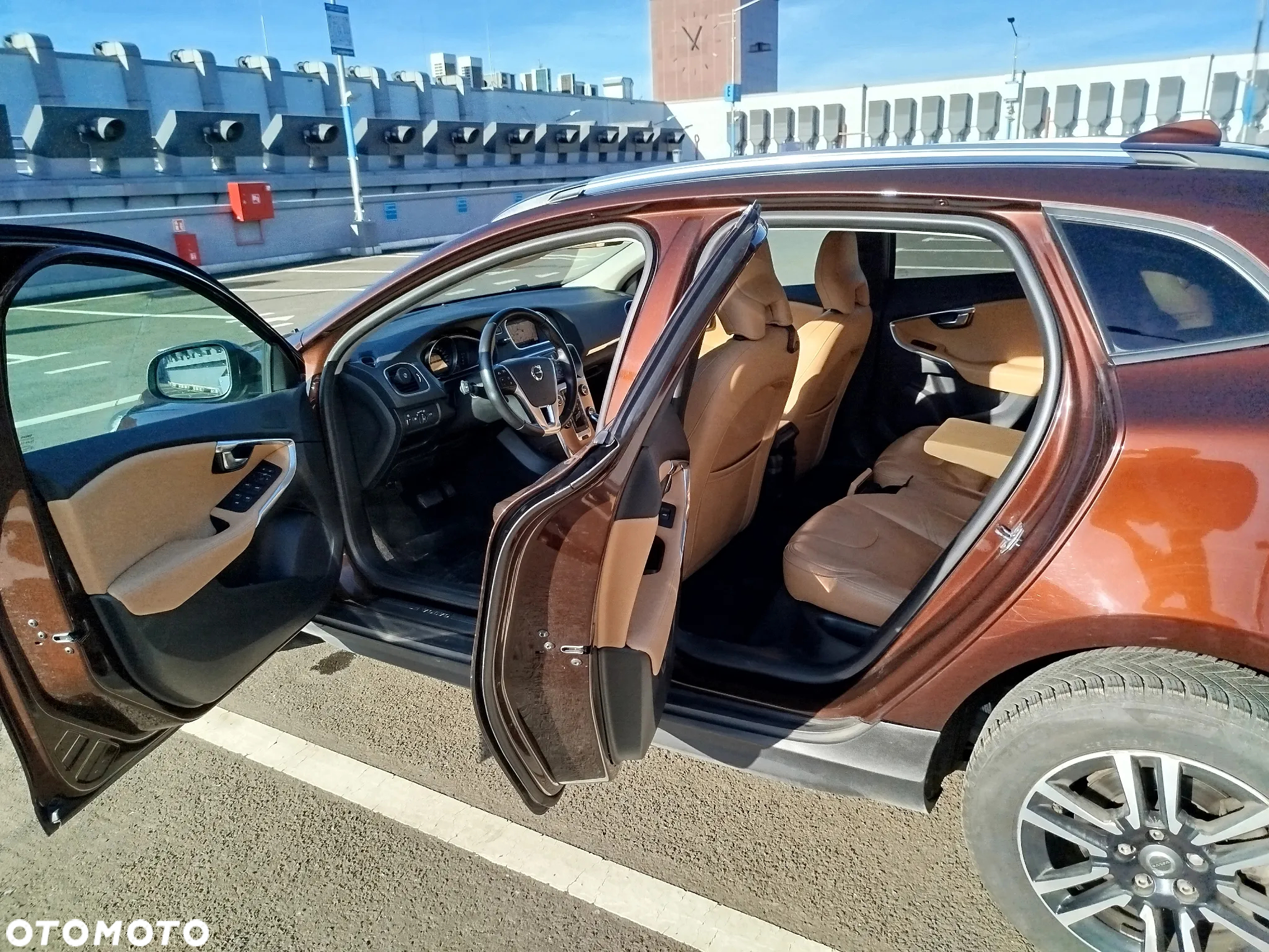 Volvo V40 Cross Country D2 Drive-E Momentum - 18