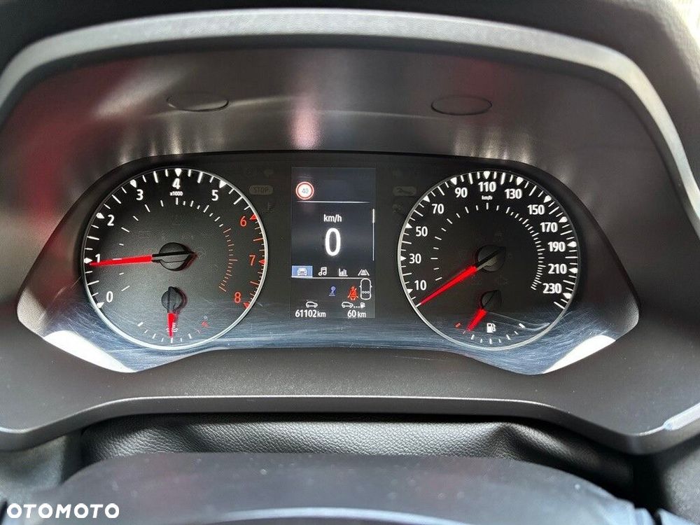 Renault Captur - 13