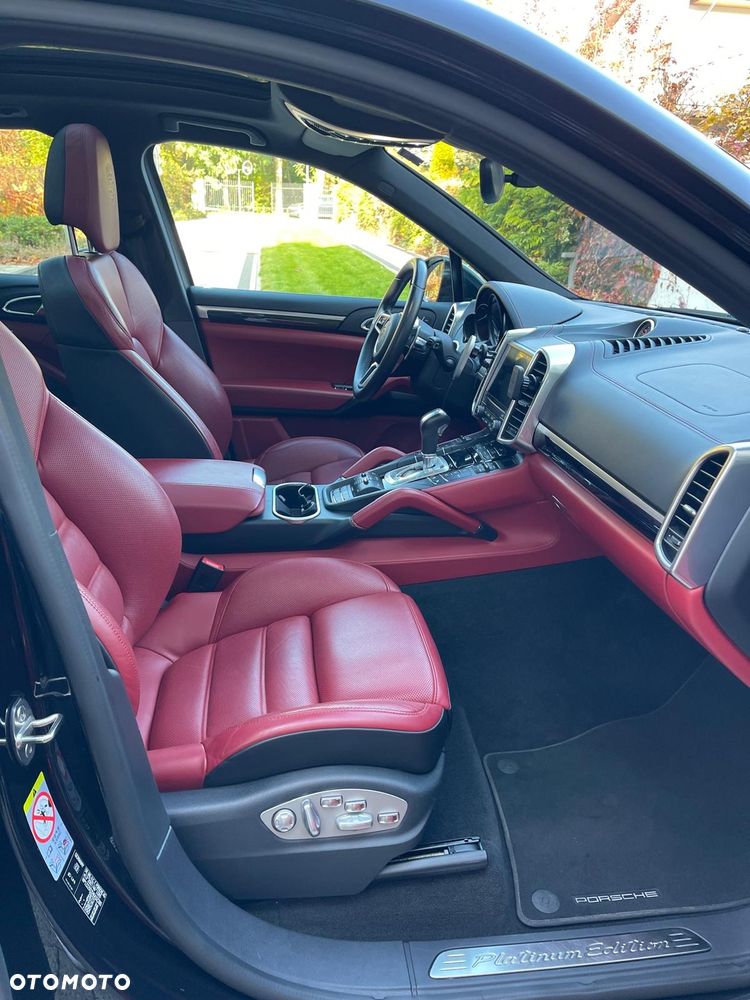 Porsche Cayenne Diesel Platinum Edition - 14