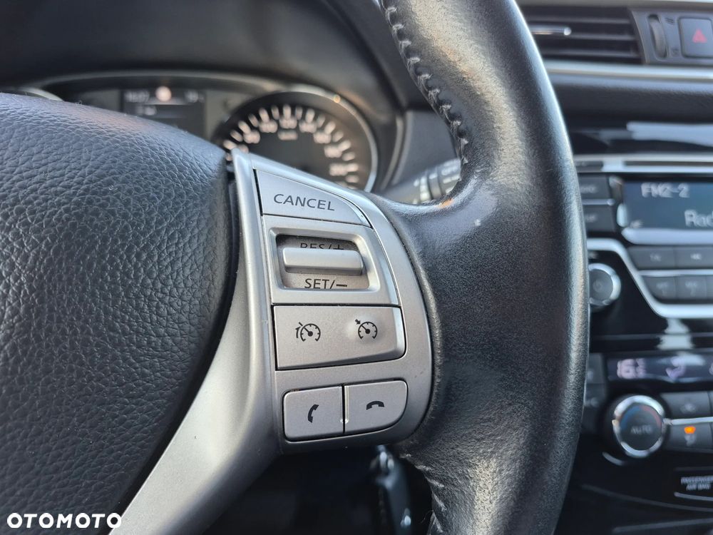 Nissan Qashqai 1.2 DIG-T Xtronic ACENTA - 21