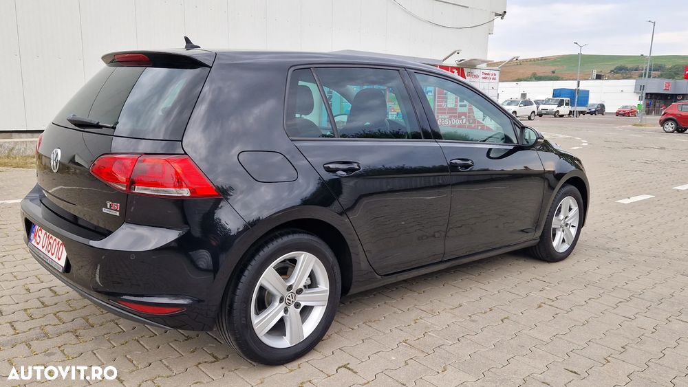 Volkswagen Golf - 3