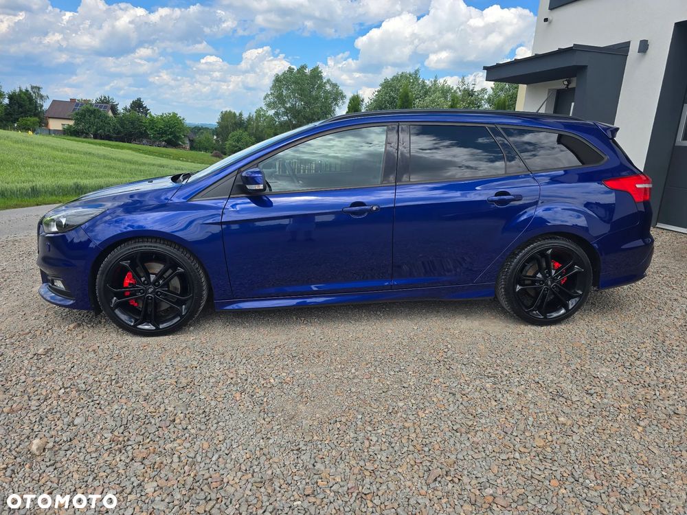 Ford Focus - 3