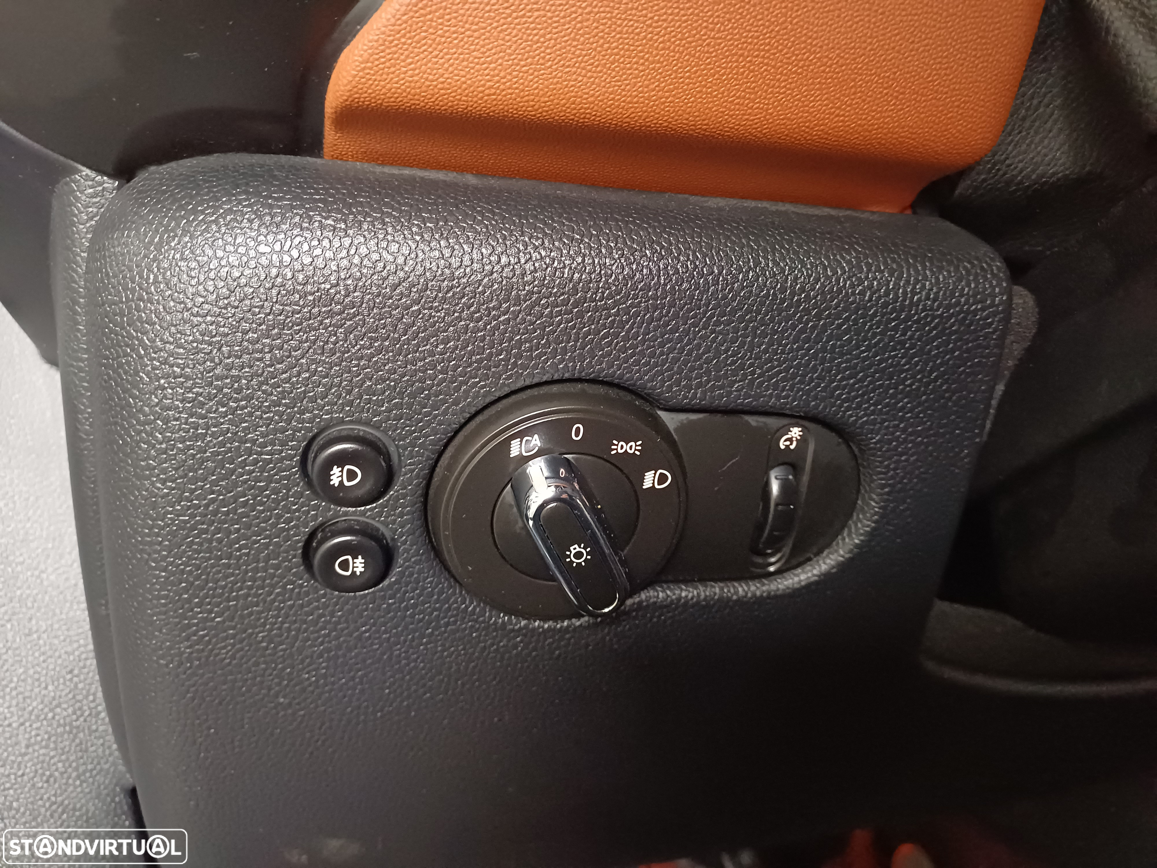 MINI 3 Portas Cooper SD Auto Desportiva - 27