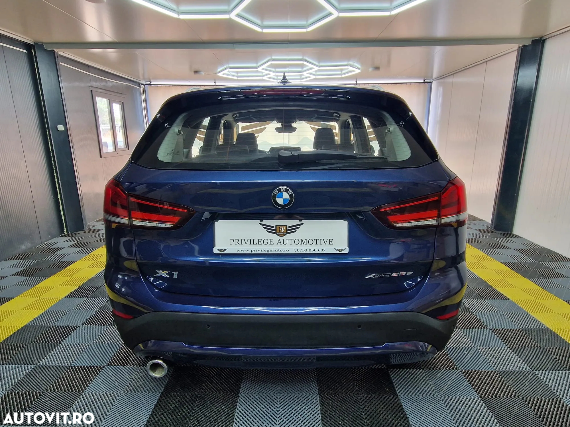 BMW X1 - 6