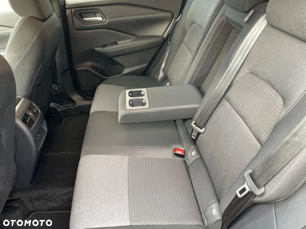 Nissan Qashqai 1.3 DIG-T MHEV N-Connecta Xtronic - 16