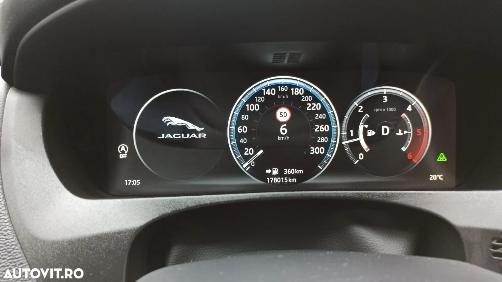 Jaguar F-Pace 25d AWD Pure - 14