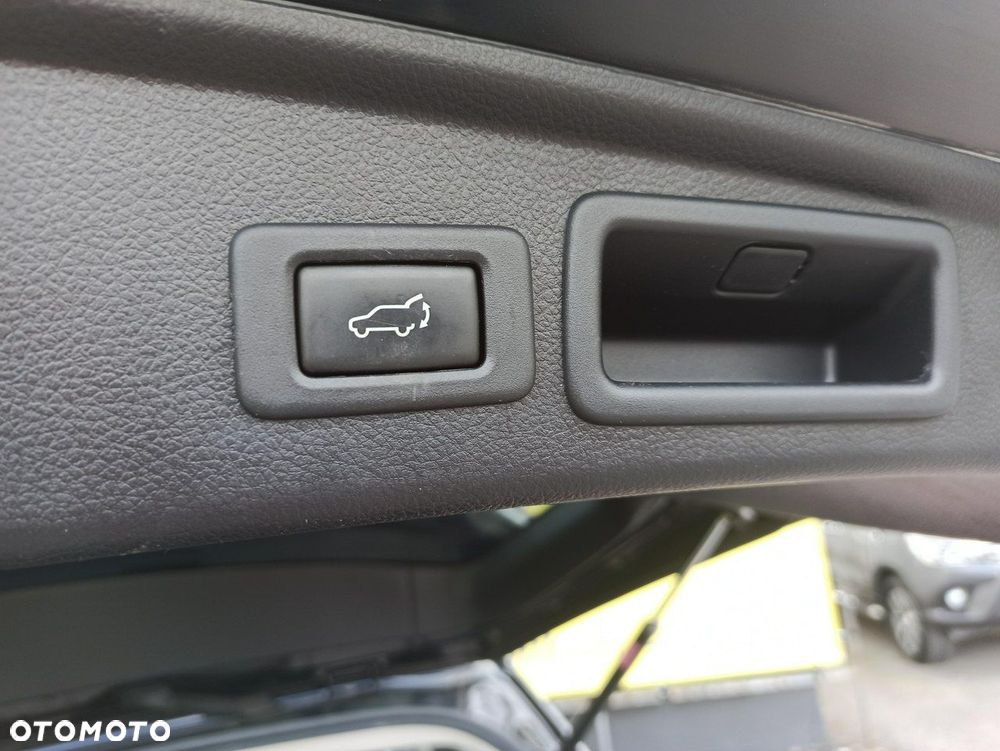 Subaru Forester 2.0XT Comfort Lineartronic - 12