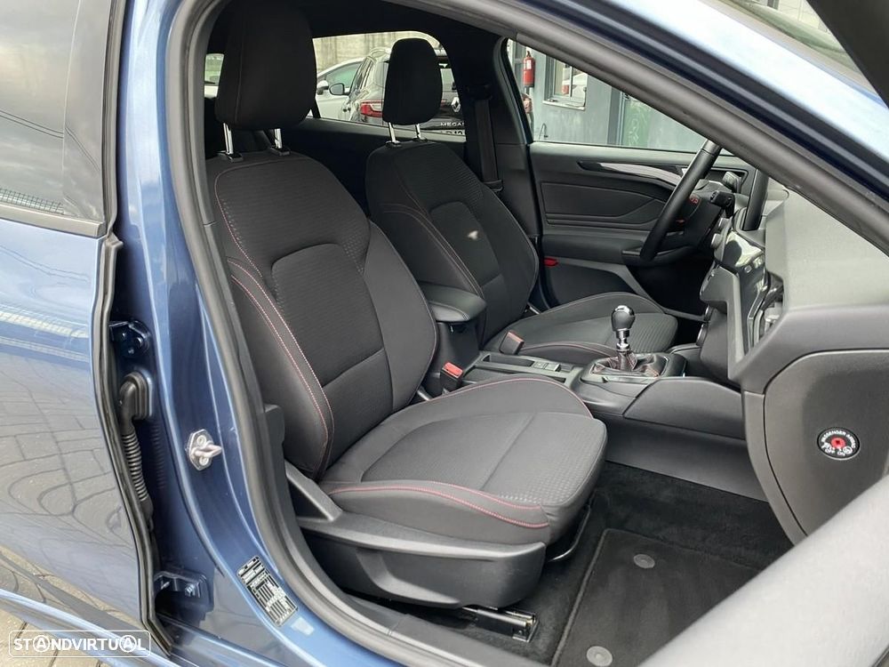 Ford Focus SW 1.0 EcoBoost ST-Line - 5