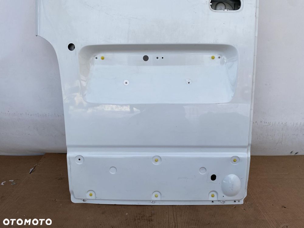 MASTER 2 MOVANO INTERSTAR 98- DRZWI TYLNE BIAŁE LEWE MIEJSCE NA SZYBE - 2