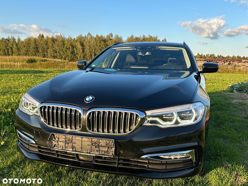 BMW Seria 5 520d Touring Luxury Line - 3