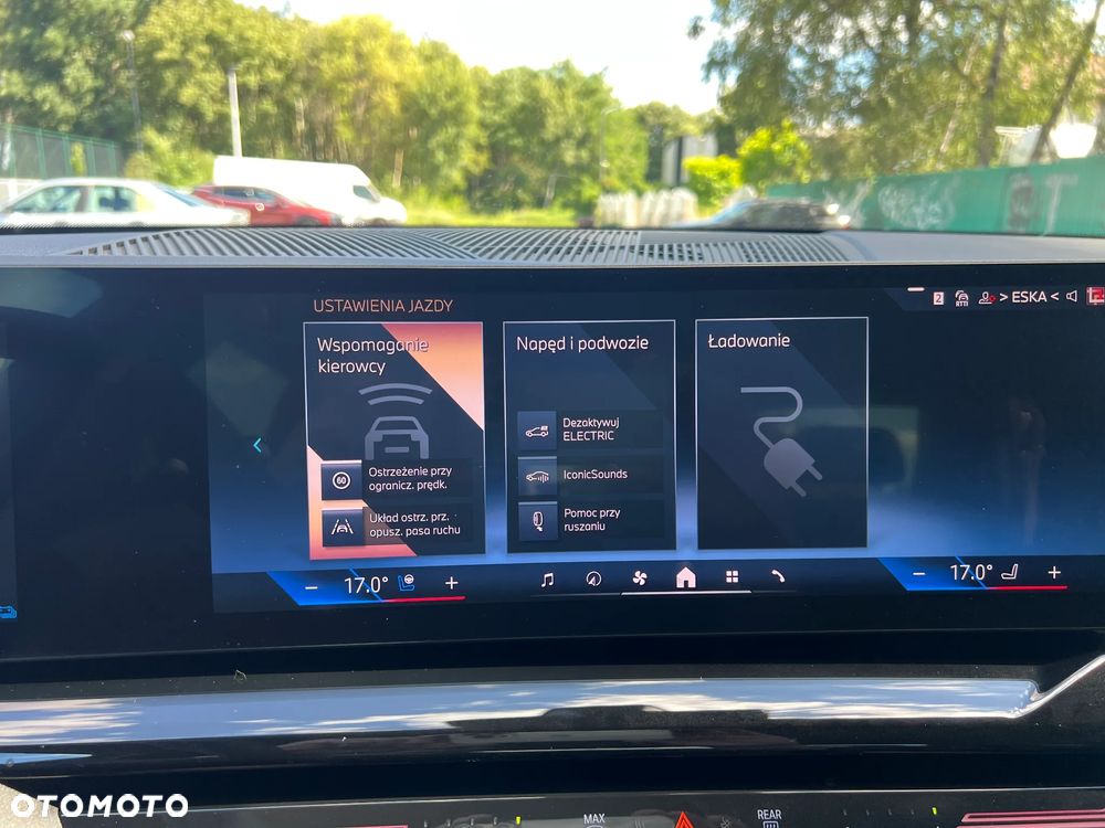BMW Seria 5 530e PHEV - 37