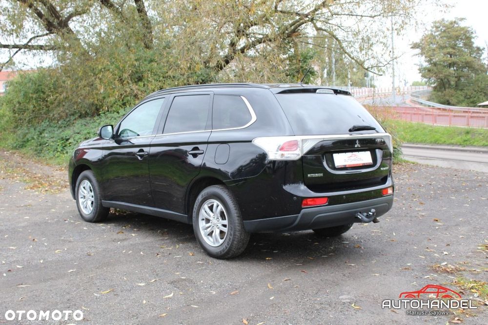 Mitsubishi Outlander - 6