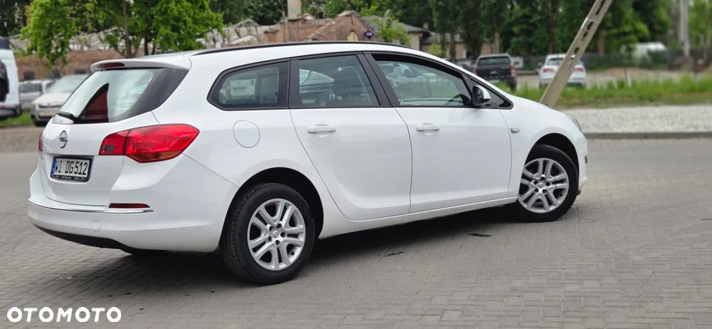 Opel Astra 1.6 Color Edition - 16