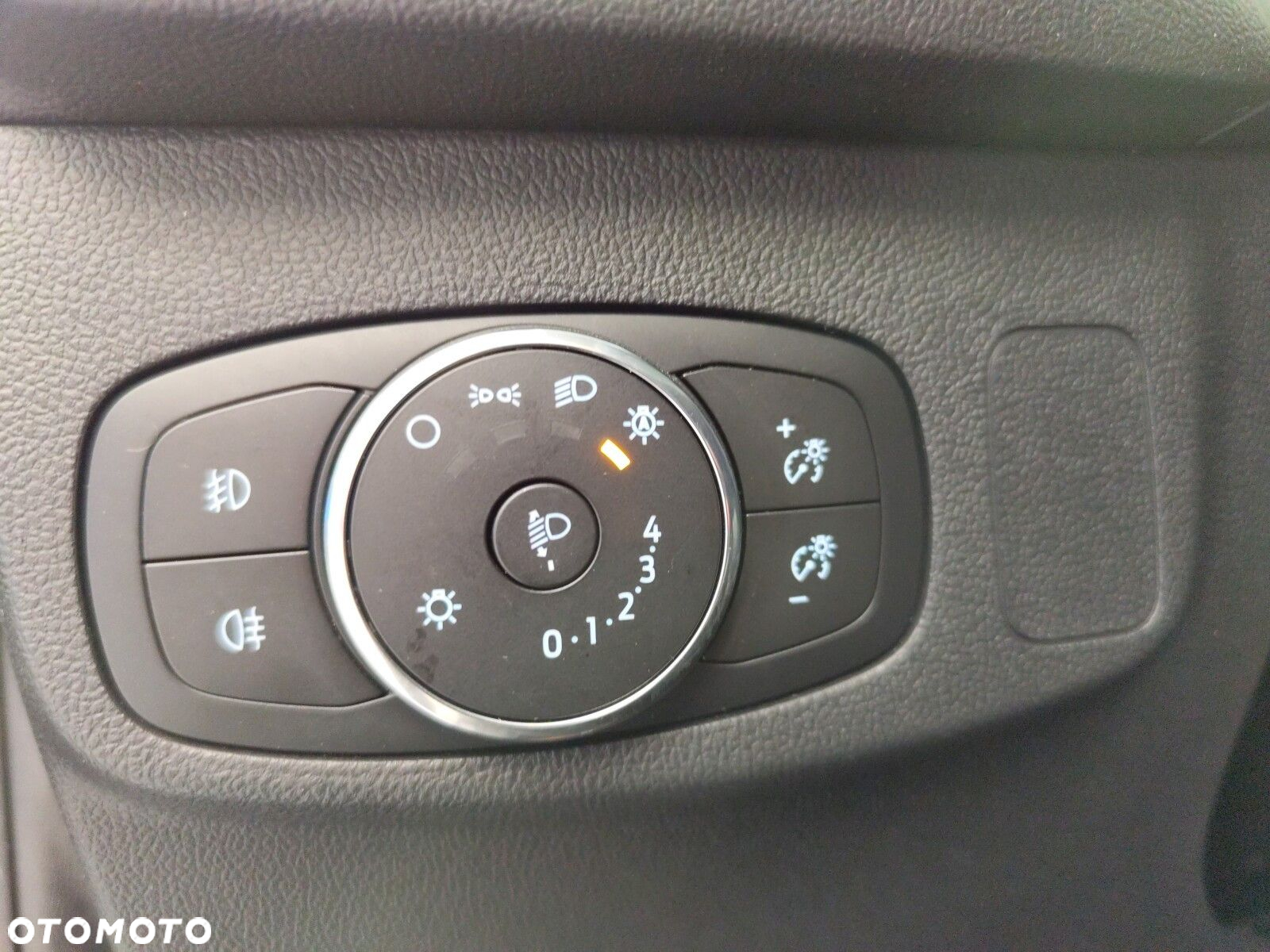 Ford Focus - 20