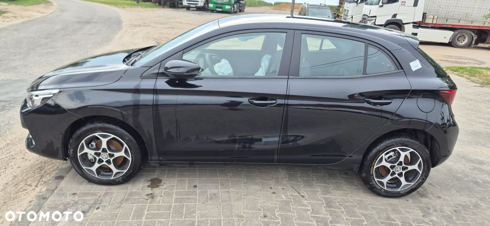 MG MG3 1.5 HEV+ Exclusive - 4