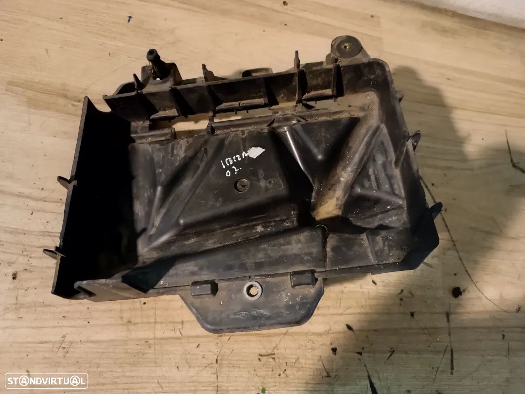 BASE DA BATERIA SEAT IBIZA 6L / VOLKSWAGEN POLO 9N - 1