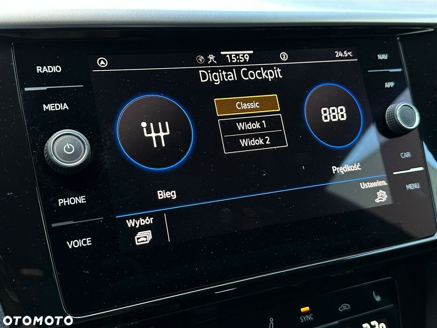Volkswagen Arteon 2.0 TSI R-Line DSG - 24