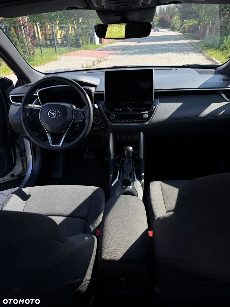 Toyota Corolla Cross 2.0 Hybrid Style AWD - 12