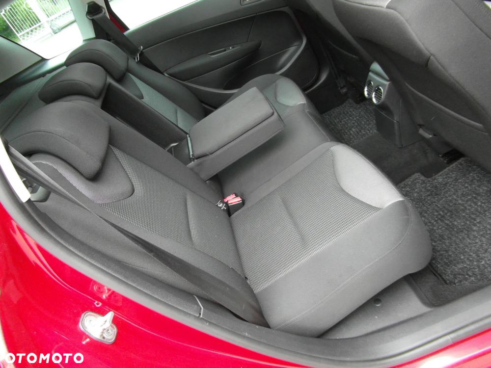 Peugeot 308 120 VTi Active - 32