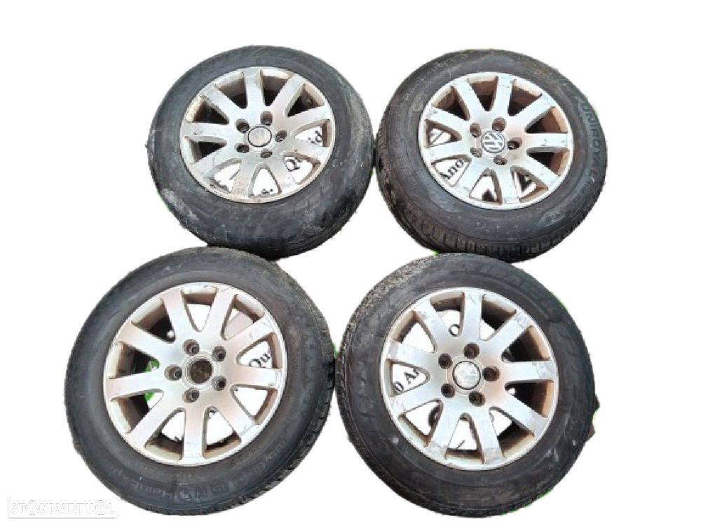Conjunto Jantes Especiais Volkswagen Passat (3B3)