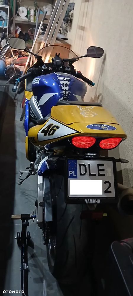 Yamaha R6 - 5