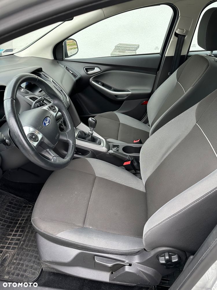Ford Focus 1.6 TDCi Ambiente - 11
