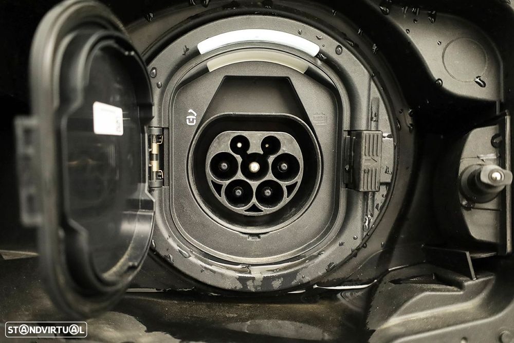 Mercedes-Benz GLC 300 de 4Matic - 24