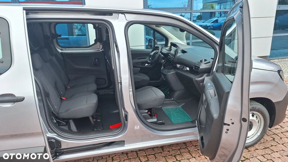 Peugeot Partner Furgon 5-miejscowy BlueHDi 130 KM S&S EAT8 Wiele możliwości - 12