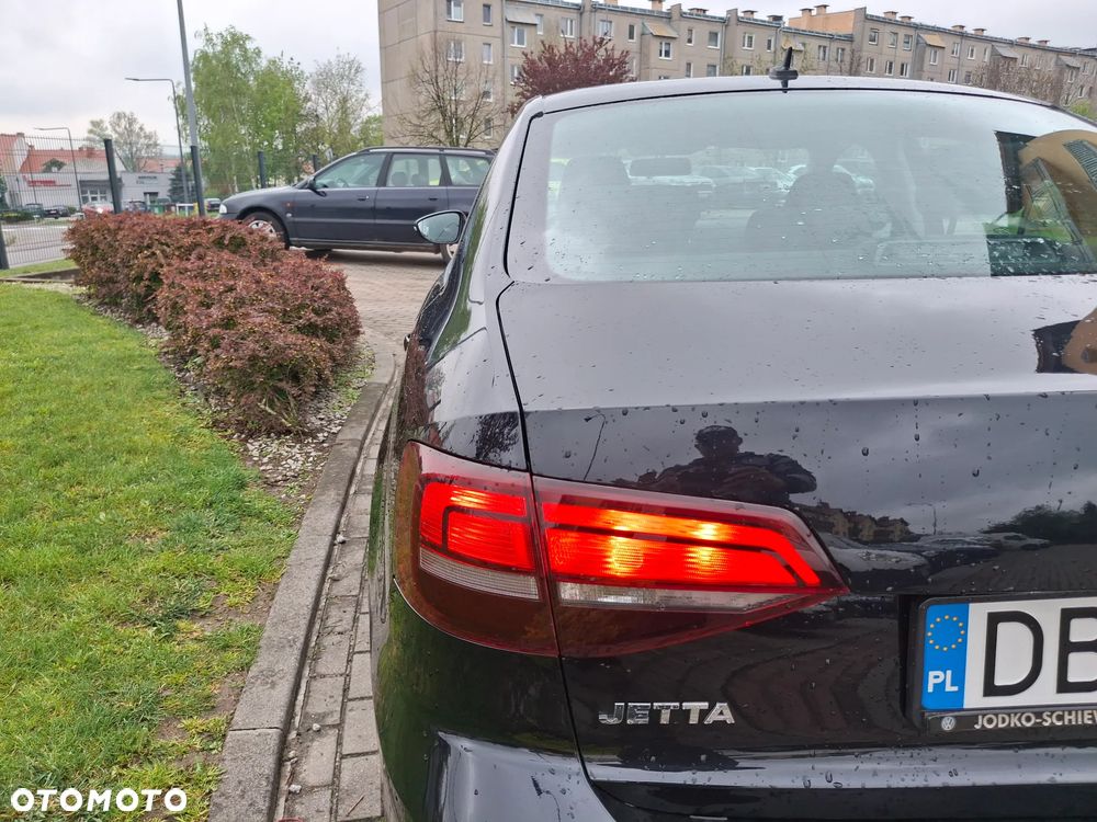 Volkswagen Jetta 1.4 TSI BMT Comfortline - 16