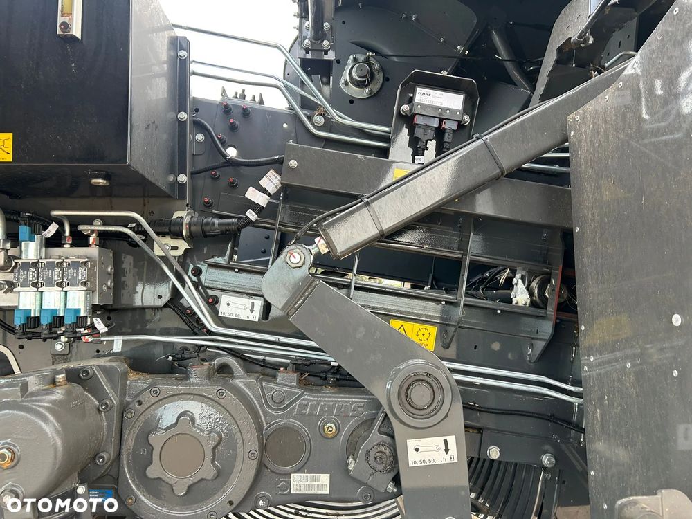 Claas 660 tys netto Claas Quadrant 4200 - 20