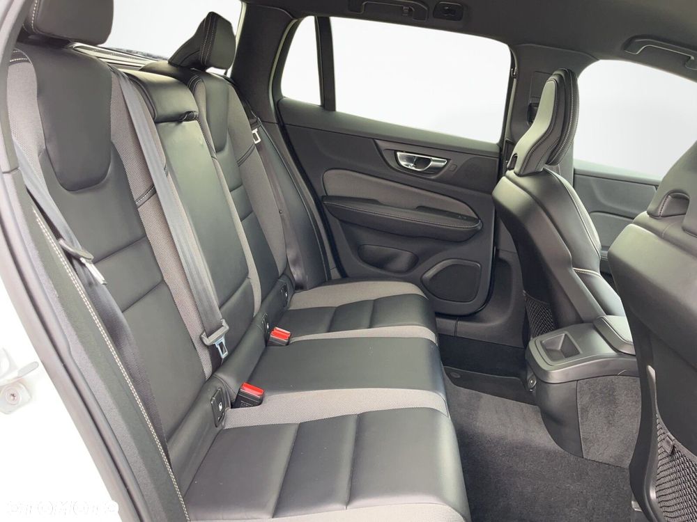 Volvo V60 - 21