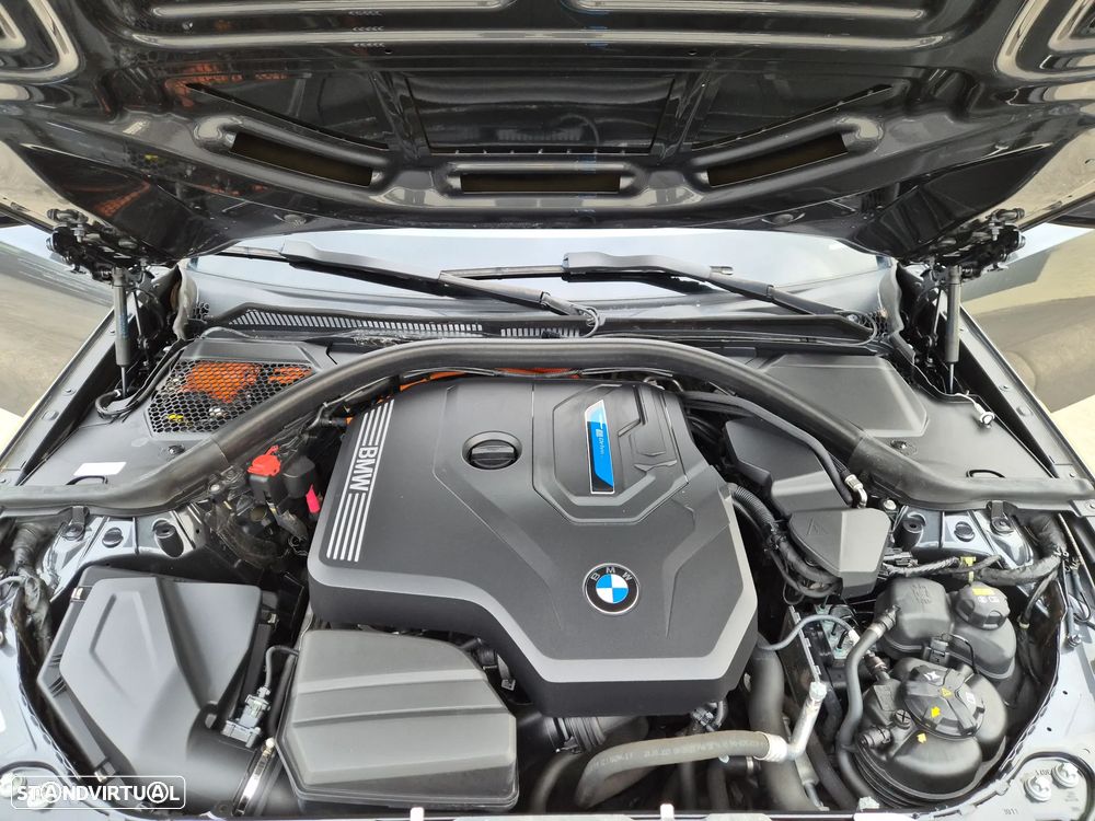 BMW 330 e Pack M Auto - 33