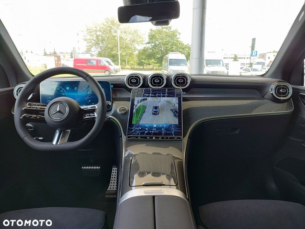 Mercedes-Benz GLC - 11