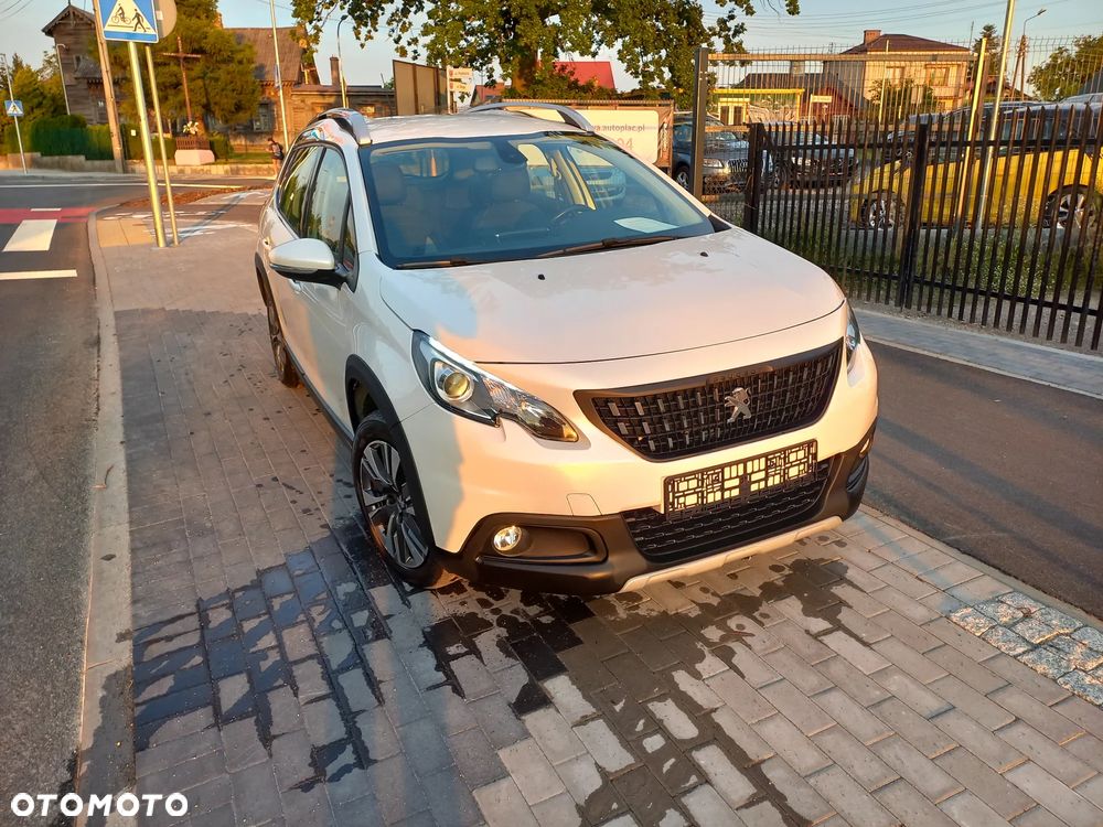 Peugeot 2008 1.2 Pure Tech Allure S&S EAT6 - 18