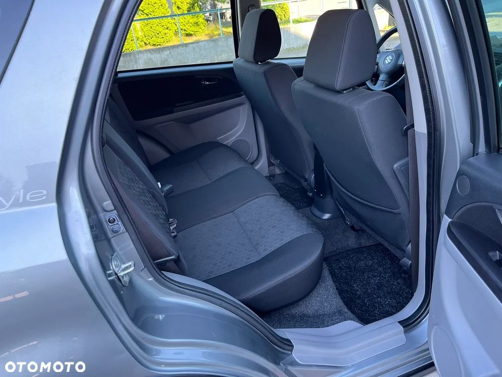 Suzuki SX4 Classic 1.6 VVT 4x4 Style - 14