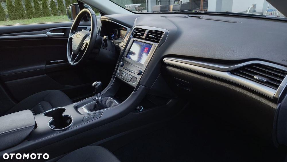 Ford Mondeo - 40