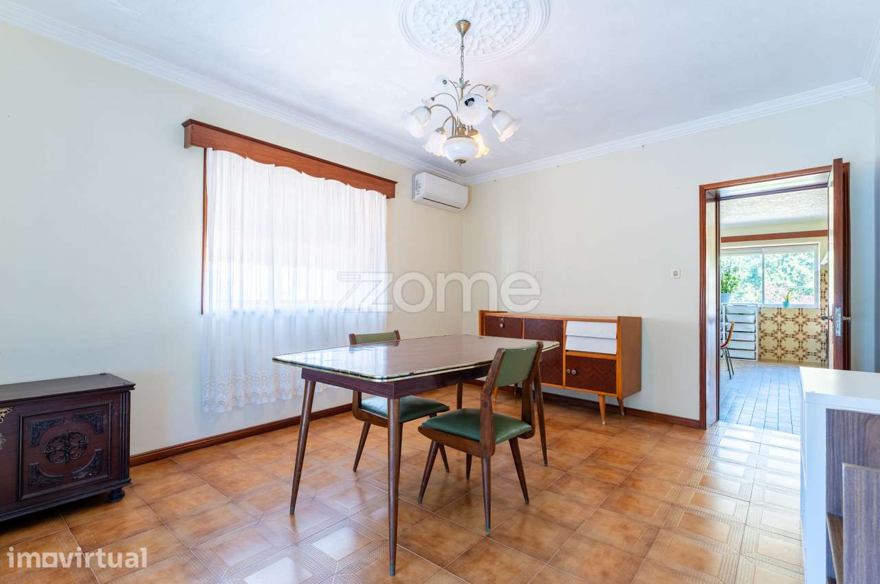 Moradia T2 térrea com 2 terrenos urbanos - Santa Maria da Feira - Grande imagem: 5/38