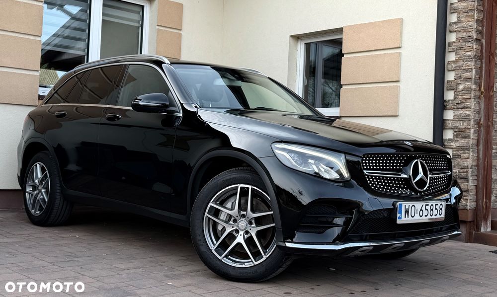 Mercedes-Benz GLC - 11