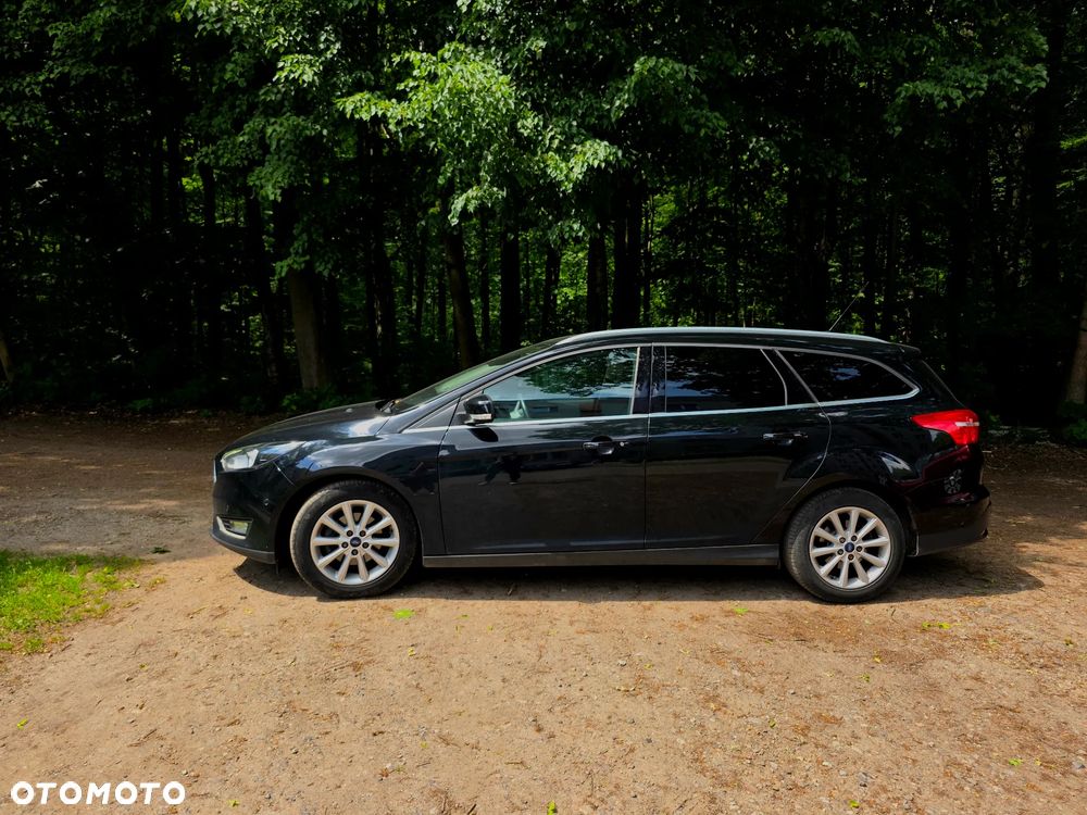 Ford Focus 1.0 EcoBoost Titanium ASS - 4