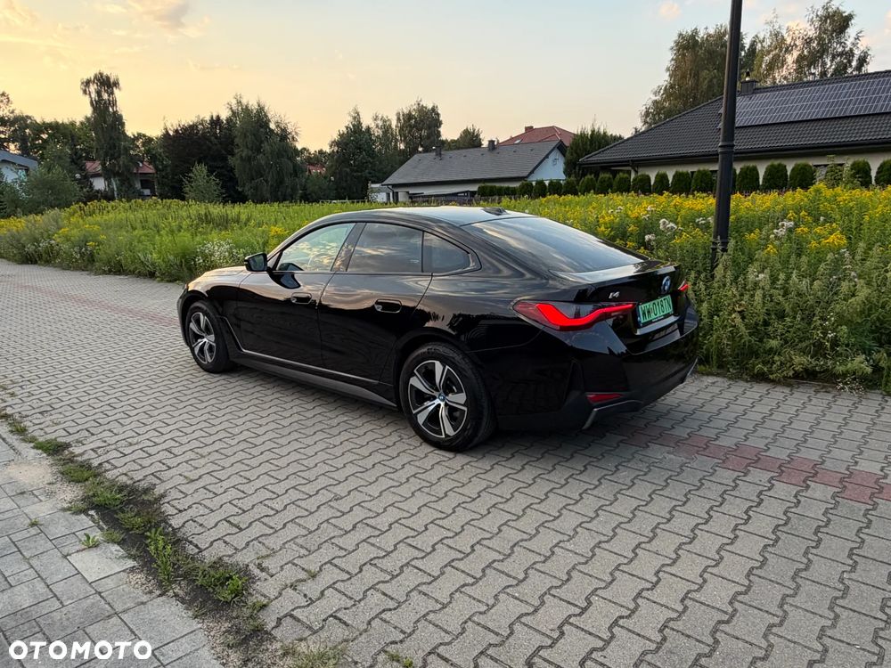 BMW i4 70.3kWh eDrive 35 - 3