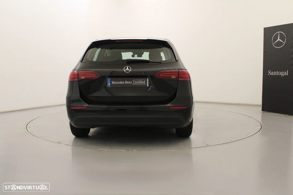 Mercedes-Benz B 180 d - 16