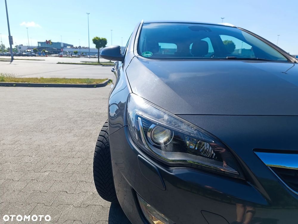 Opel Astra 1.4 Turbo - 17