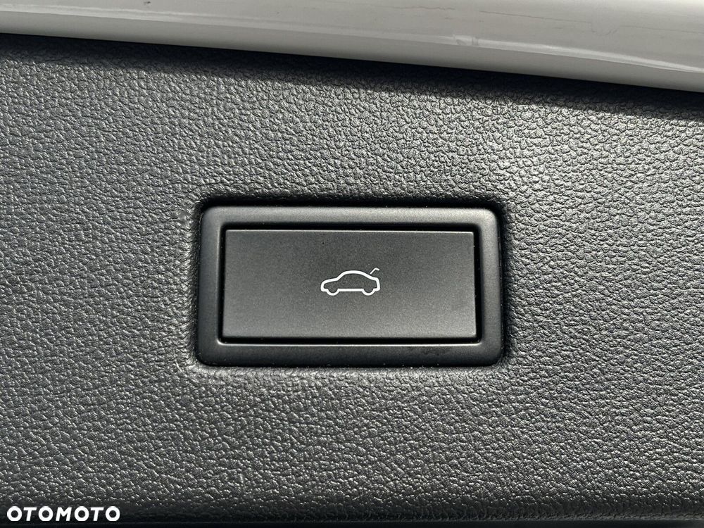 Volkswagen Tiguan Allspace - 30