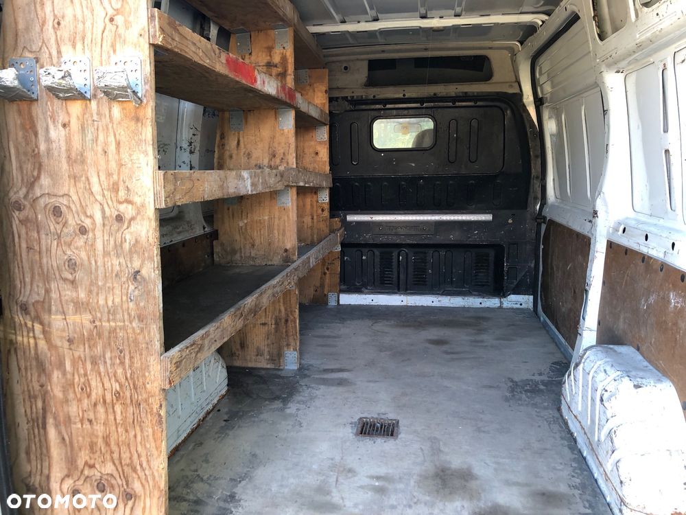 Ford Transit - 8