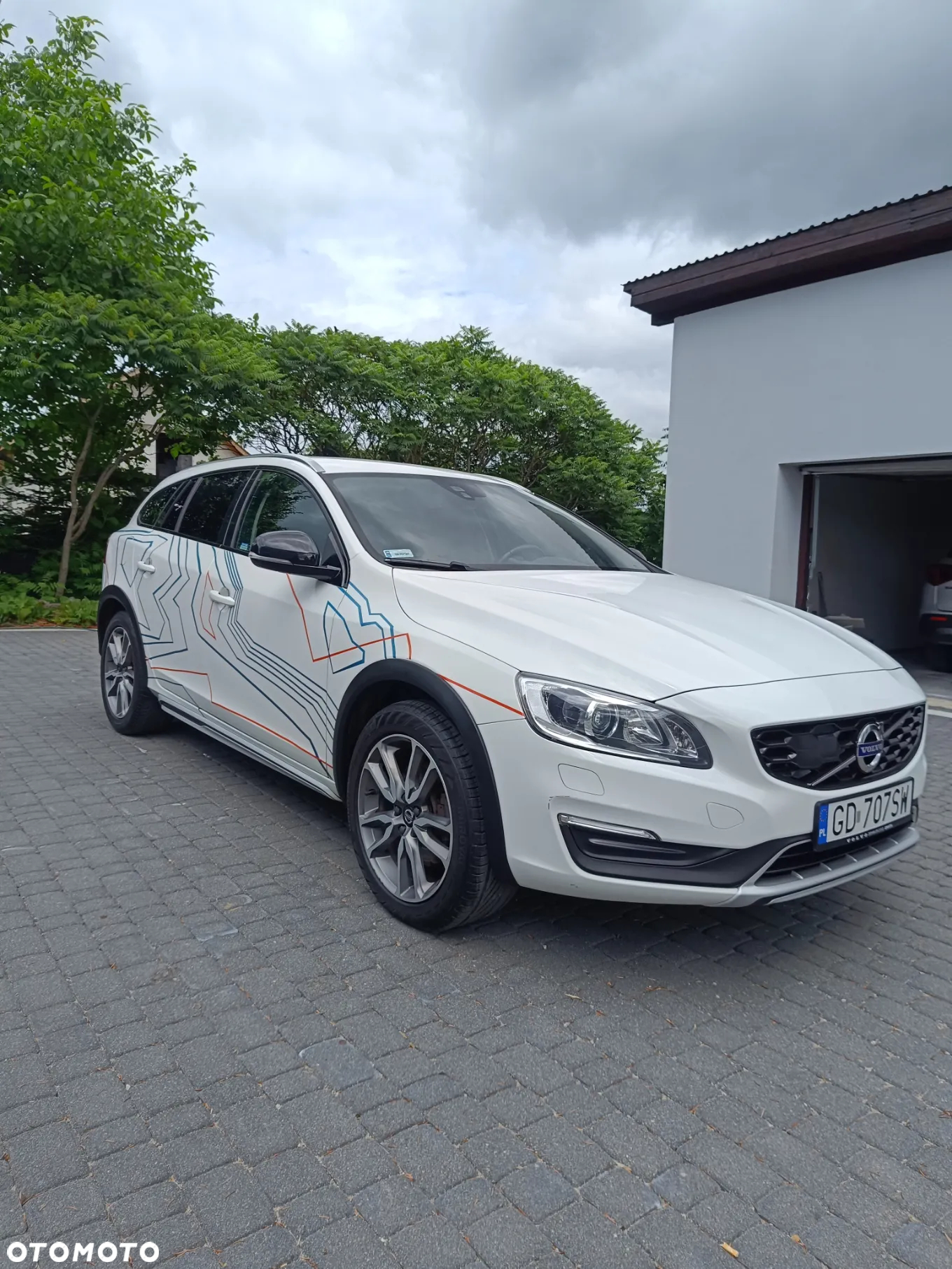 Volvo V60 D4 AWD Drive-E Summum - 4