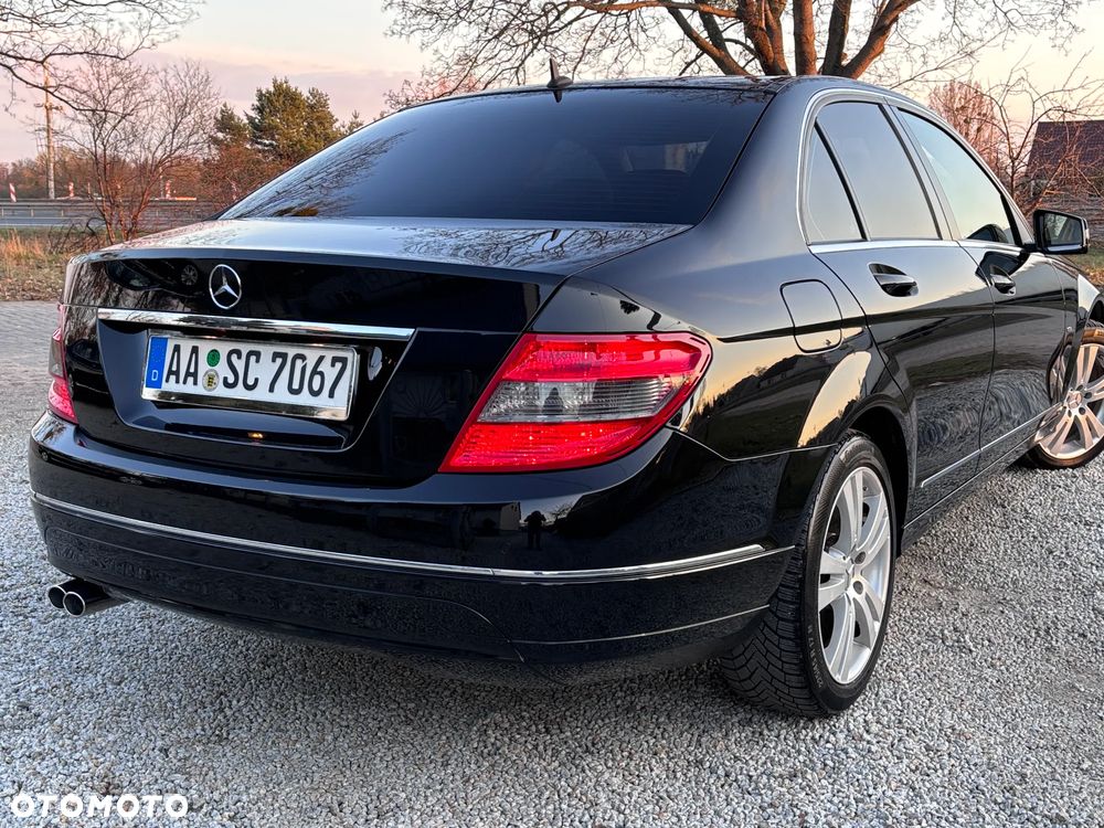 Mercedes-Benz Klasa C 180 Kompressor Avantgarde - 28
