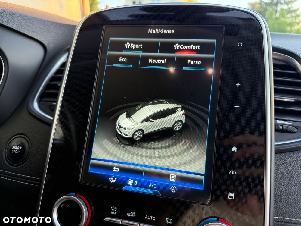 Renault Scenic Energy TCe 130 S&S Bose Edition - 18